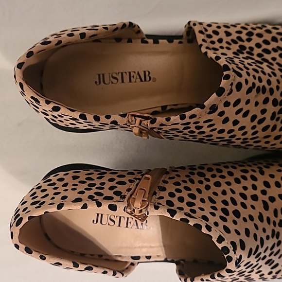 JUSTFAB animal print booties - Picture 3 of 4
